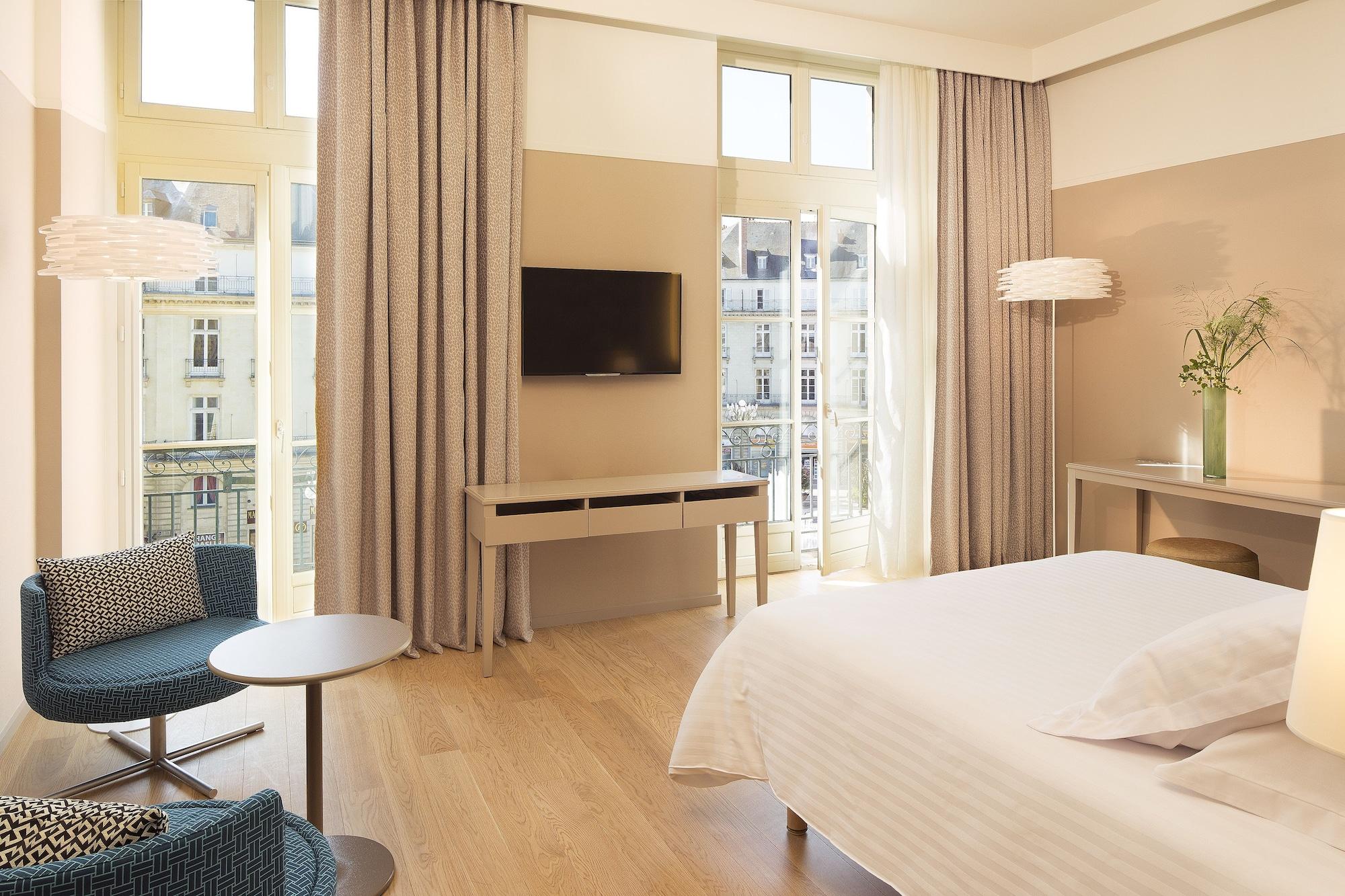 Oceania L'Hotel De France Nantes Bagian luar foto