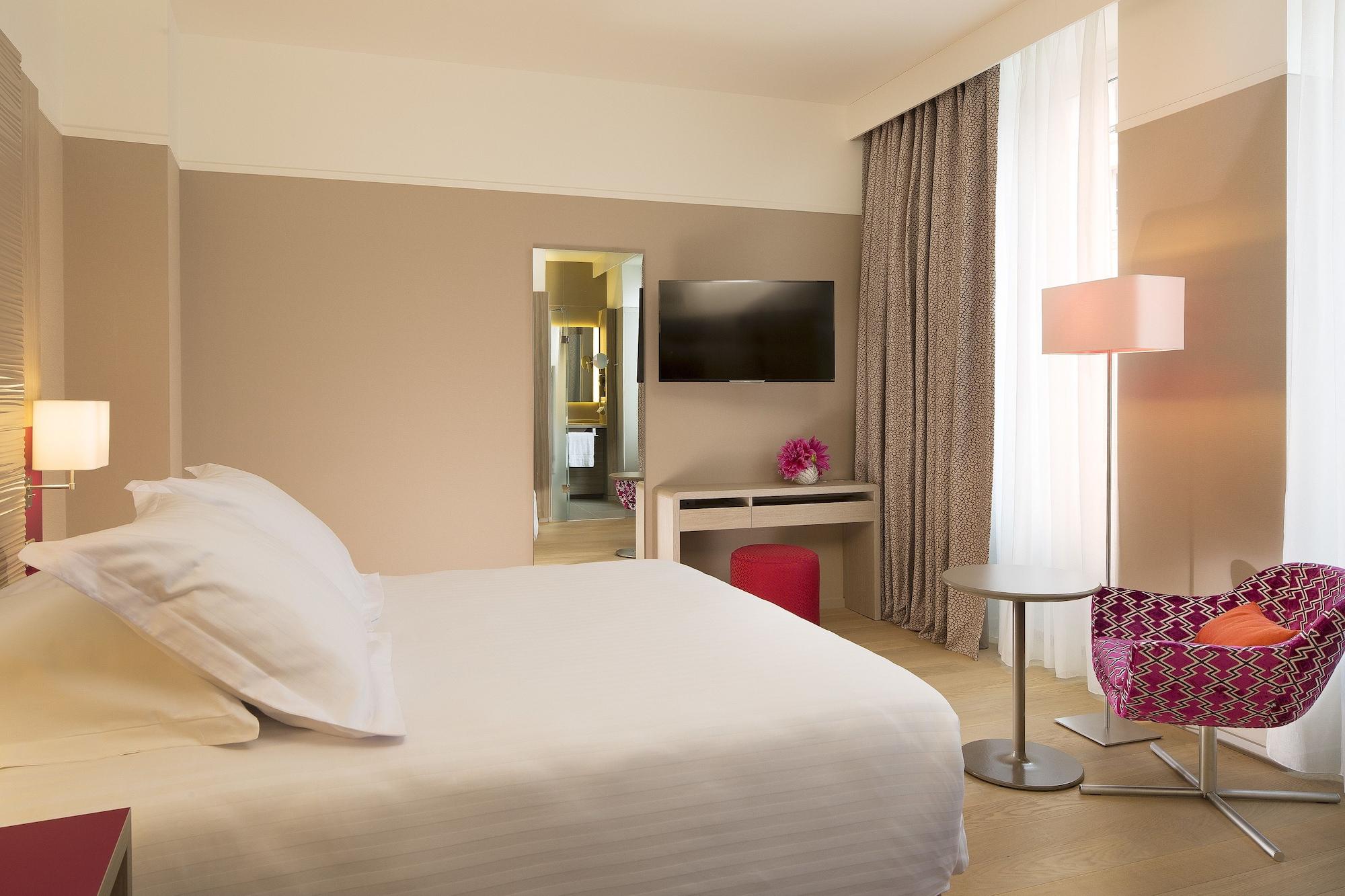 Oceania L'Hotel De France Nantes Bagian luar foto