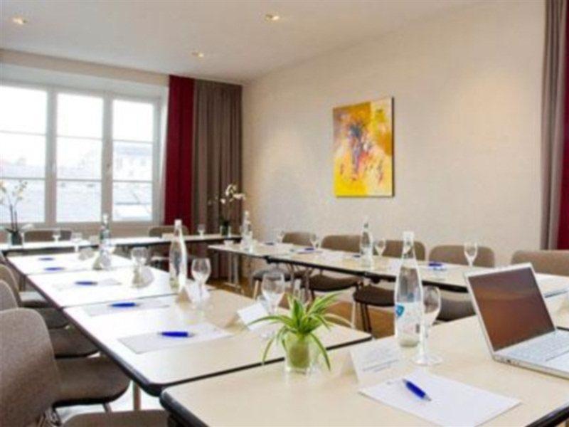 Oceania L'Hotel De France Nantes Bagian luar foto