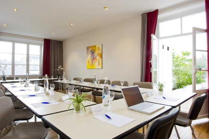 Oceania L'Hotel De France Nantes Bagian luar foto