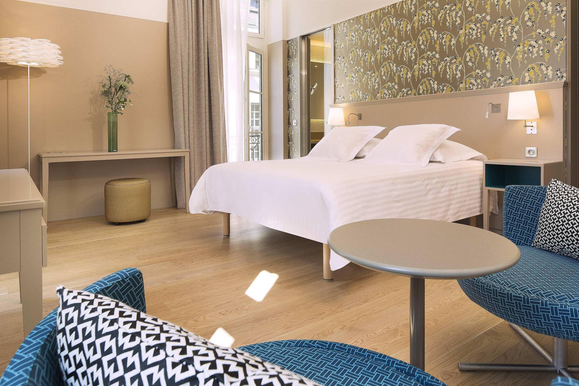 Oceania L'Hotel De France Nantes Bagian luar foto