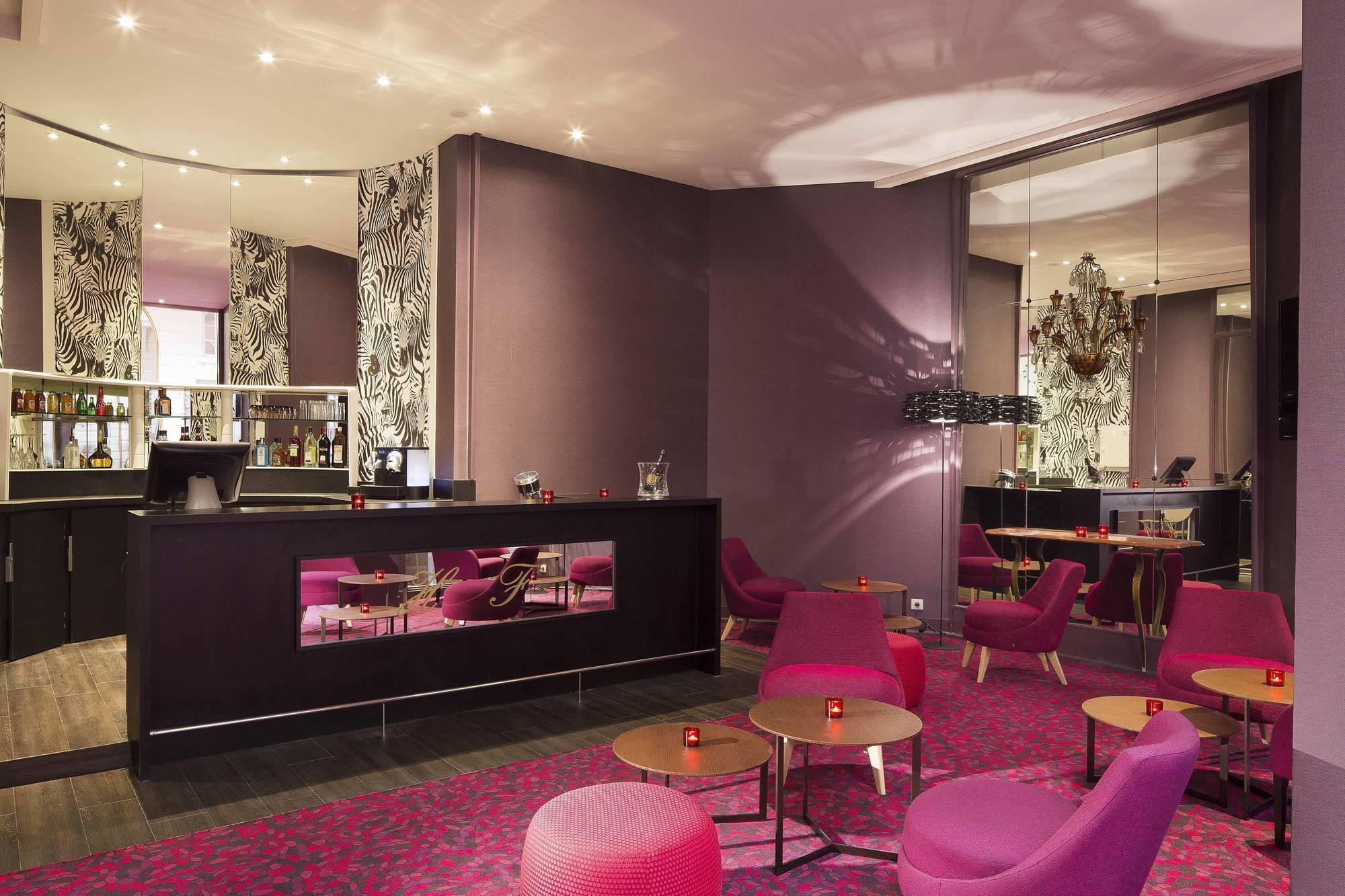 Oceania L'Hotel De France Nantes Bagian luar foto